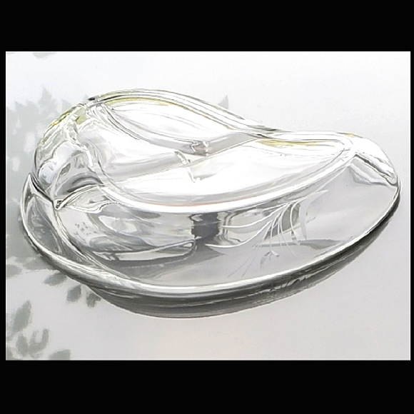 MCM Fostoria "Wheat" 3-part Clear Glossy Serving Dish - Picture 7 of 7